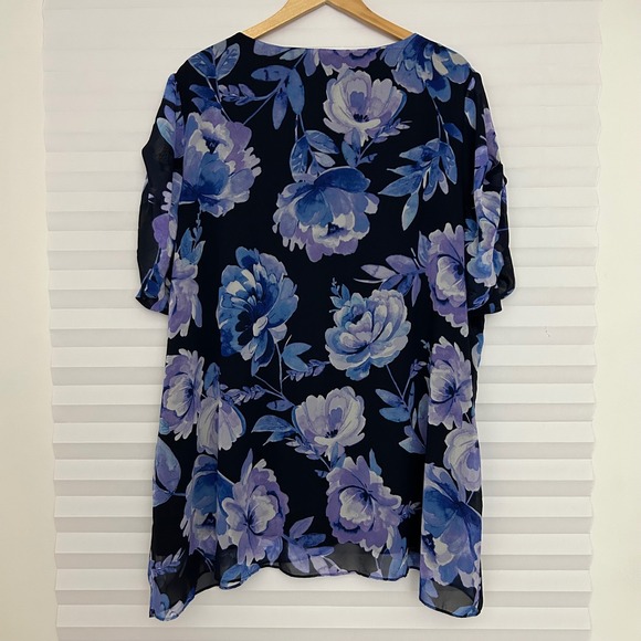 Susan Graver Womens 3X Blue Purple Floral Chiffon Overlay Blouse Short Sleeve - Picture 2 of 9